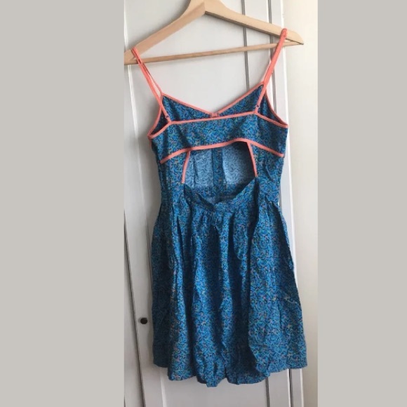 Urban Outfitters Cooperative Exposed Back Dress - Picture 2 of 6